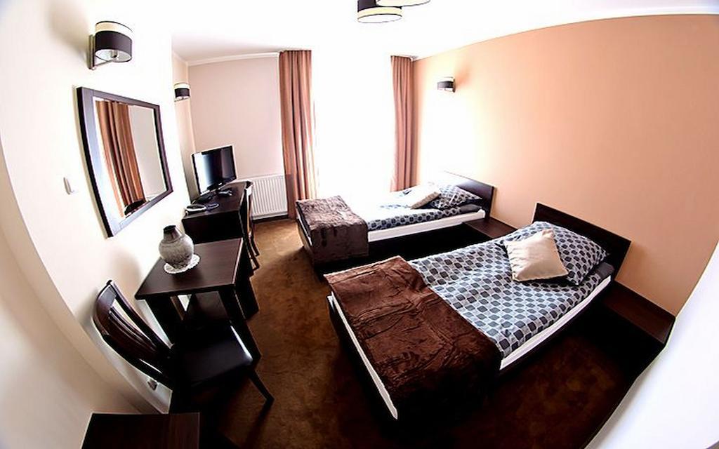 Willa Tanona Bed and Breakfast Białystok Buitenkant foto